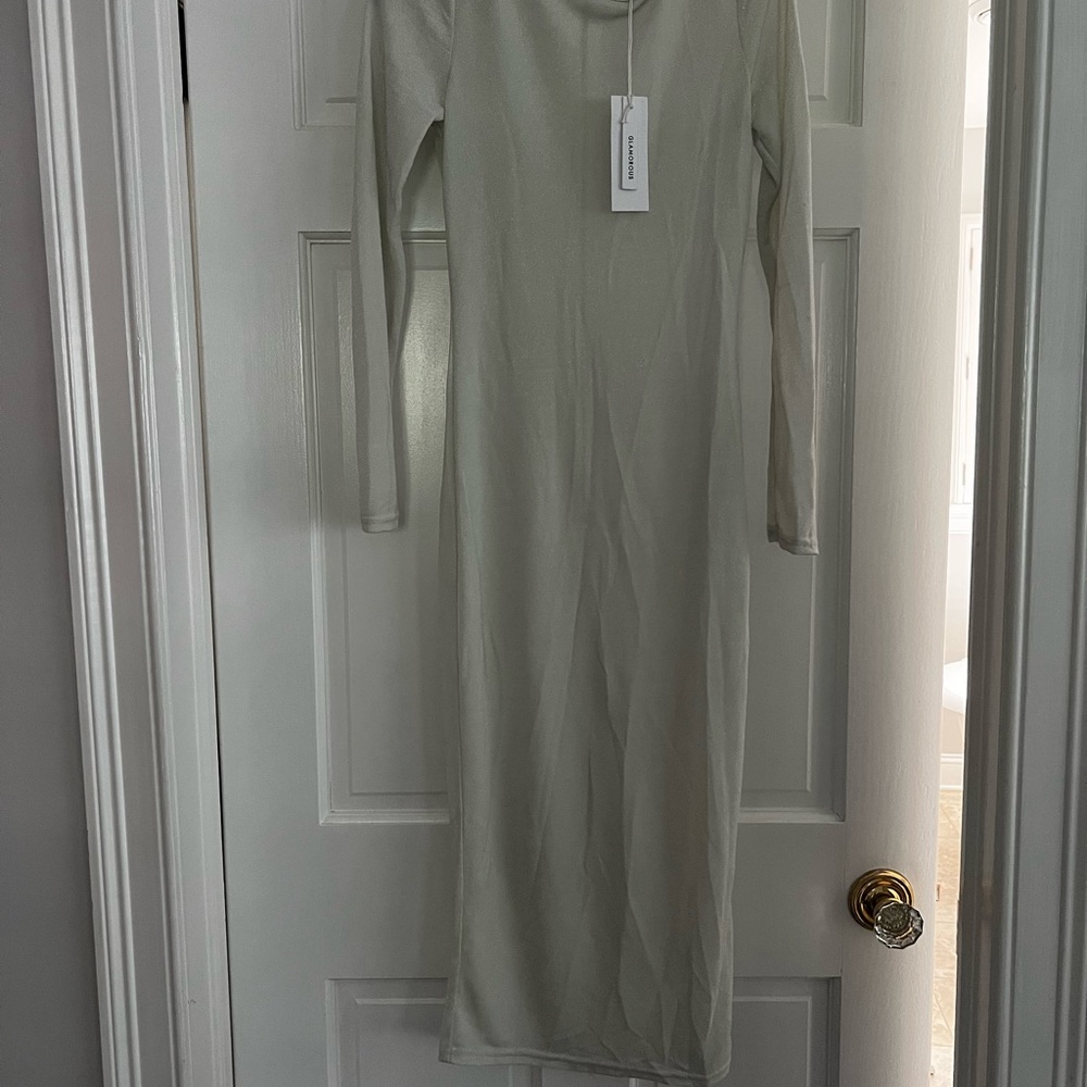 Elegant Cream Long Sleeve Dress